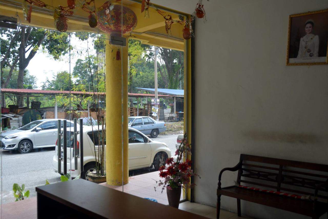 איפוה Hotel Bajet Pulai מראה חיצוני תמונה