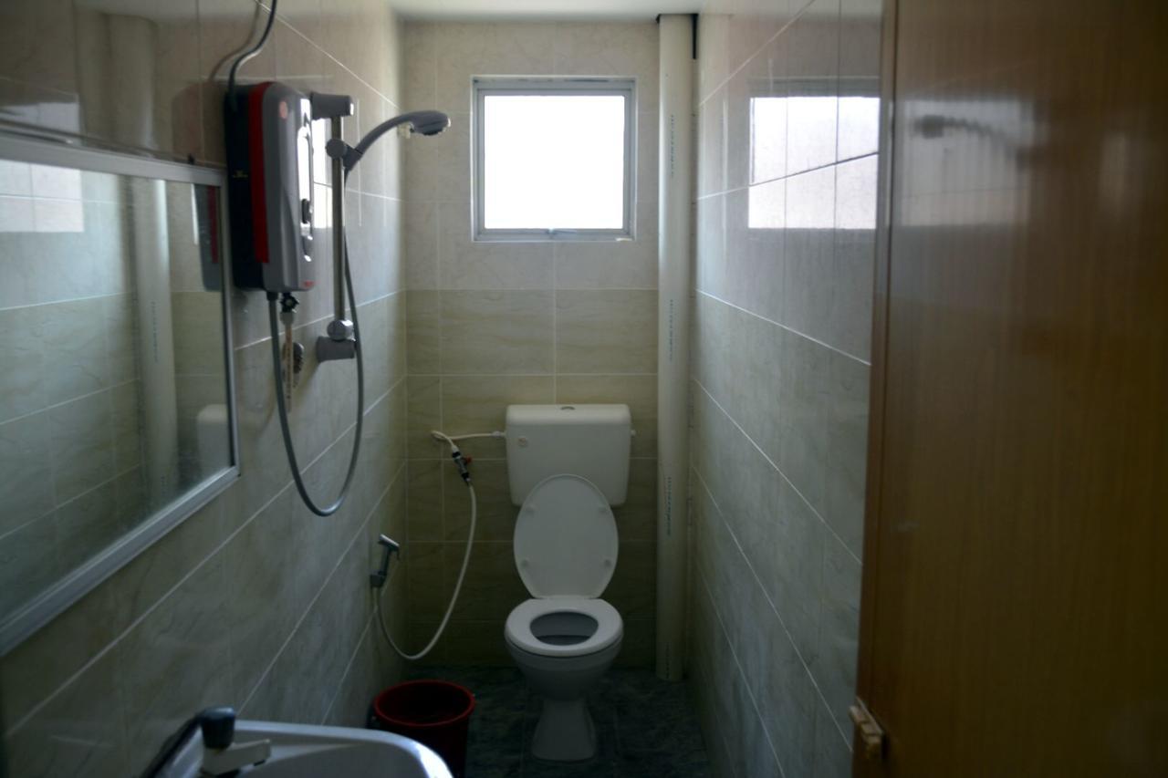 איפוה Hotel Bajet Pulai מראה חיצוני תמונה