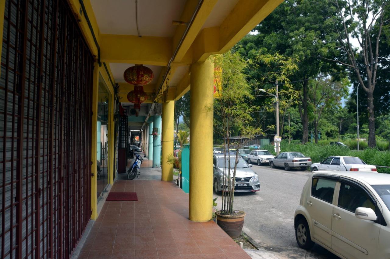 איפוה Hotel Bajet Pulai מראה חיצוני תמונה